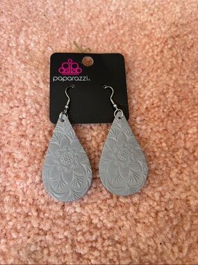 paparazzi Gray Embossed Floral Teardrop Earrings
